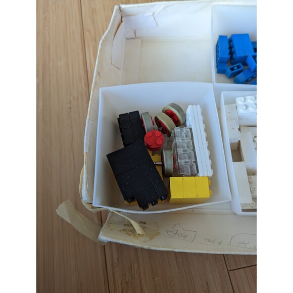 Lego Imagination Set Number 375 from 1966 Vintage - Picture 5 of 11